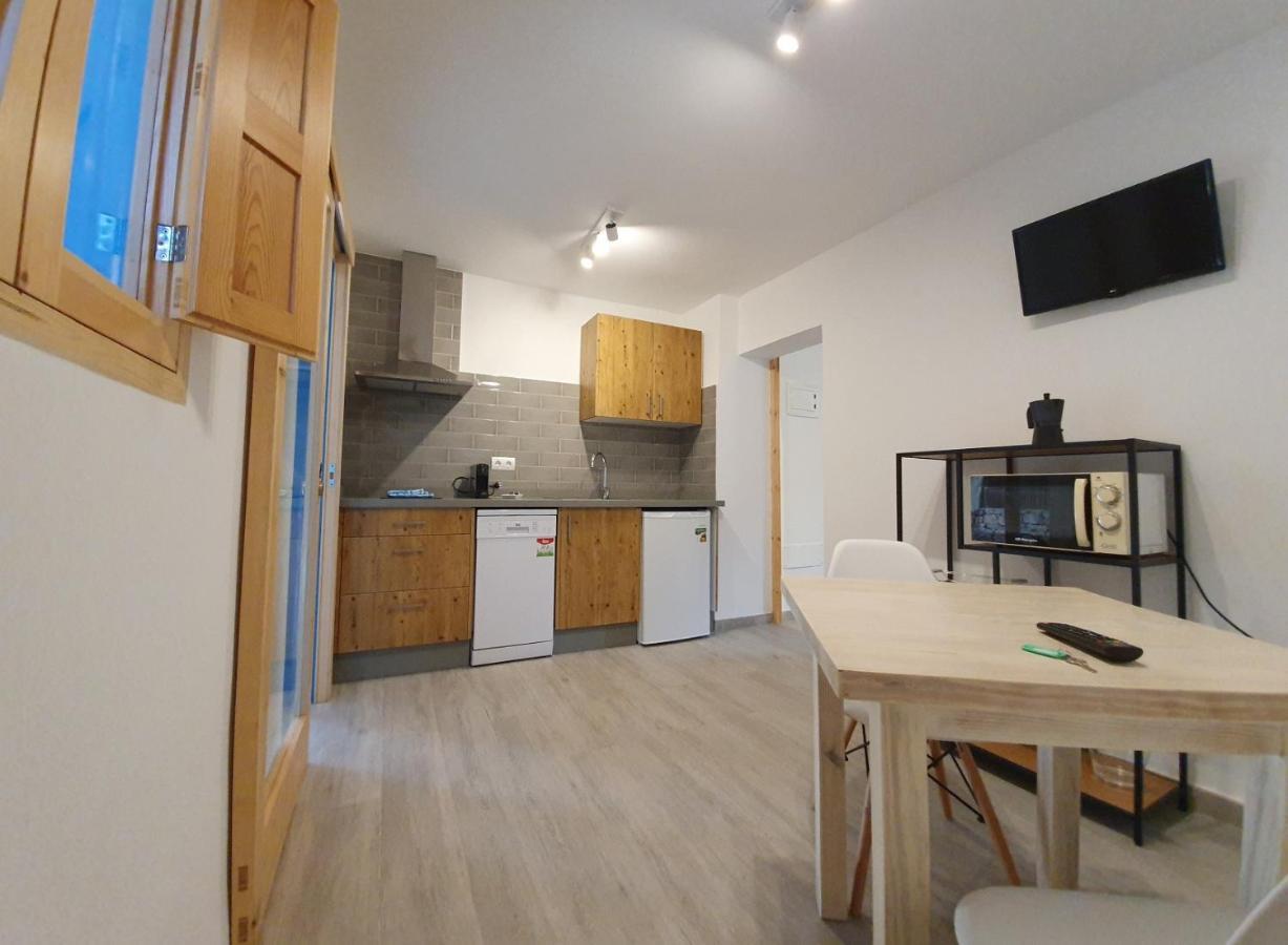 Apartamentos Cas Xurrac Es Calo  Exterior foto