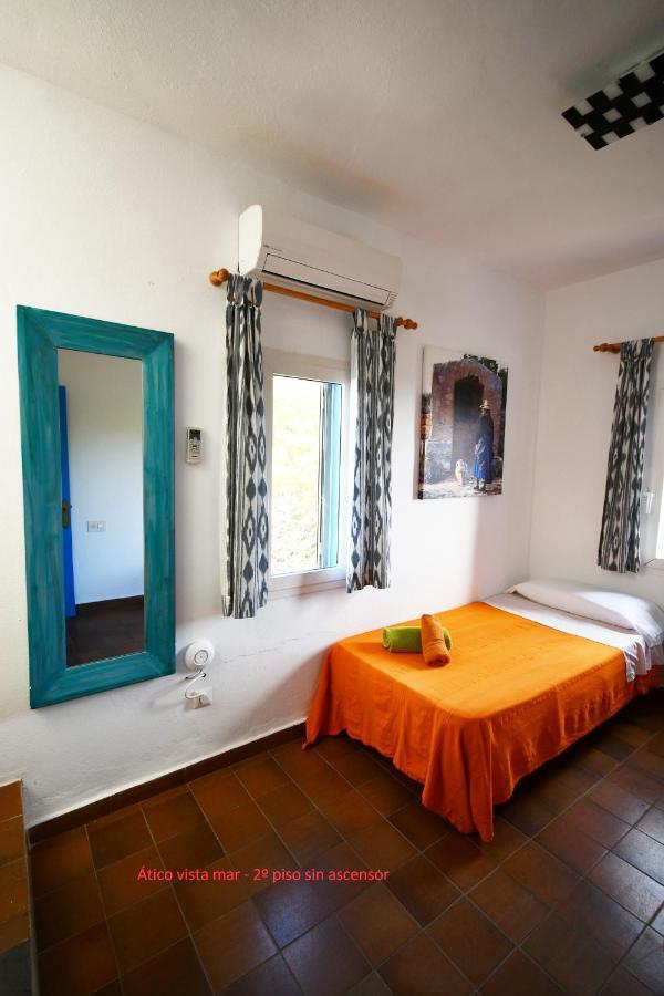 Apartamentos Cas Xurrac Es Calo  Exterior foto