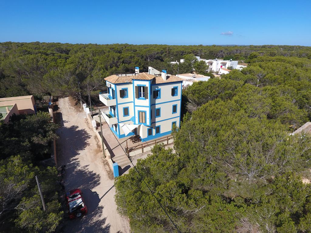 Apartamentos Cas Xurrac Es Calo  Exterior foto